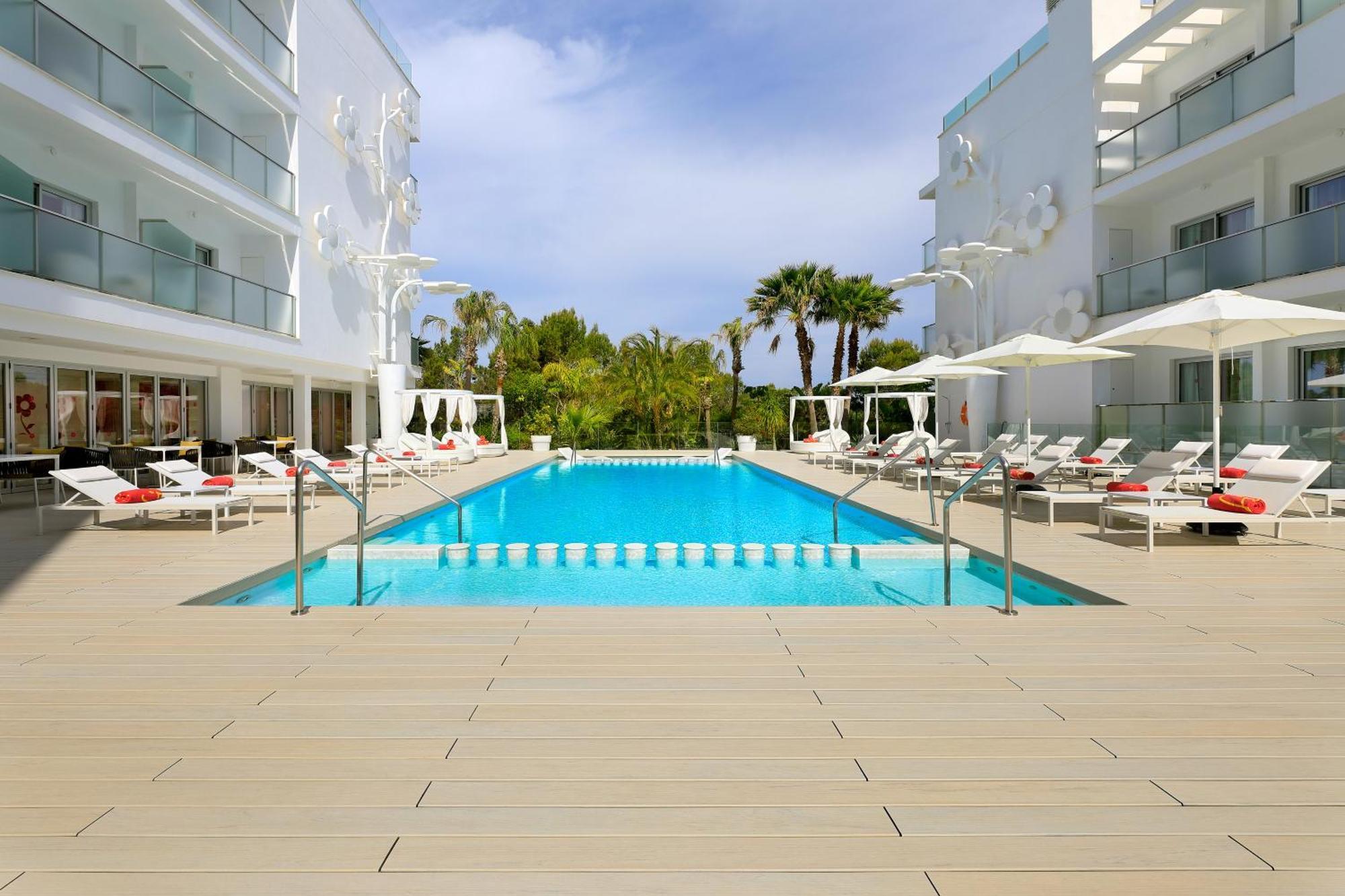 Five Flowers Hotel Formentera, Member Of Melia Collection Es Pujols Εξωτερικό φωτογραφία