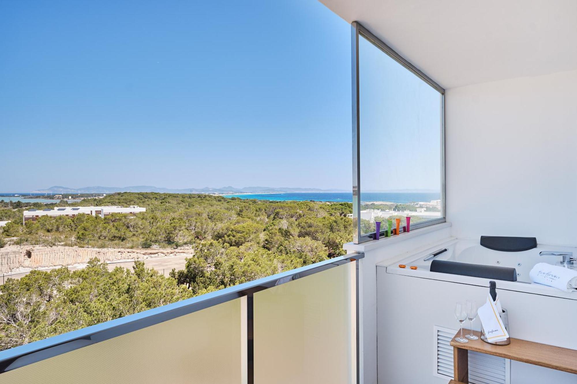 Five Flowers Hotel Formentera, Member Of Melia Collection Es Pujols Εξωτερικό φωτογραφία
