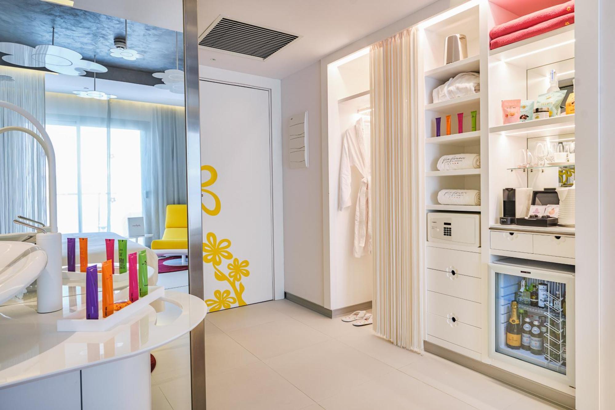 Five Flowers Hotel Formentera, Member Of Melia Collection Es Pujols Εξωτερικό φωτογραφία